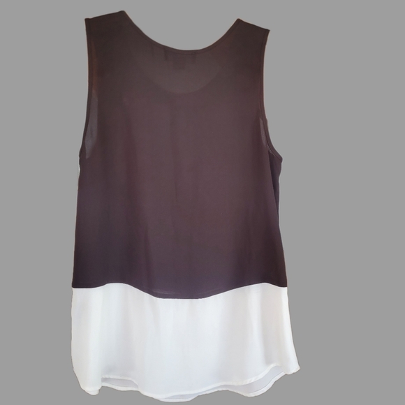 Charlie Paige Black and White Sleeveless Top M - Picture 2 of 5